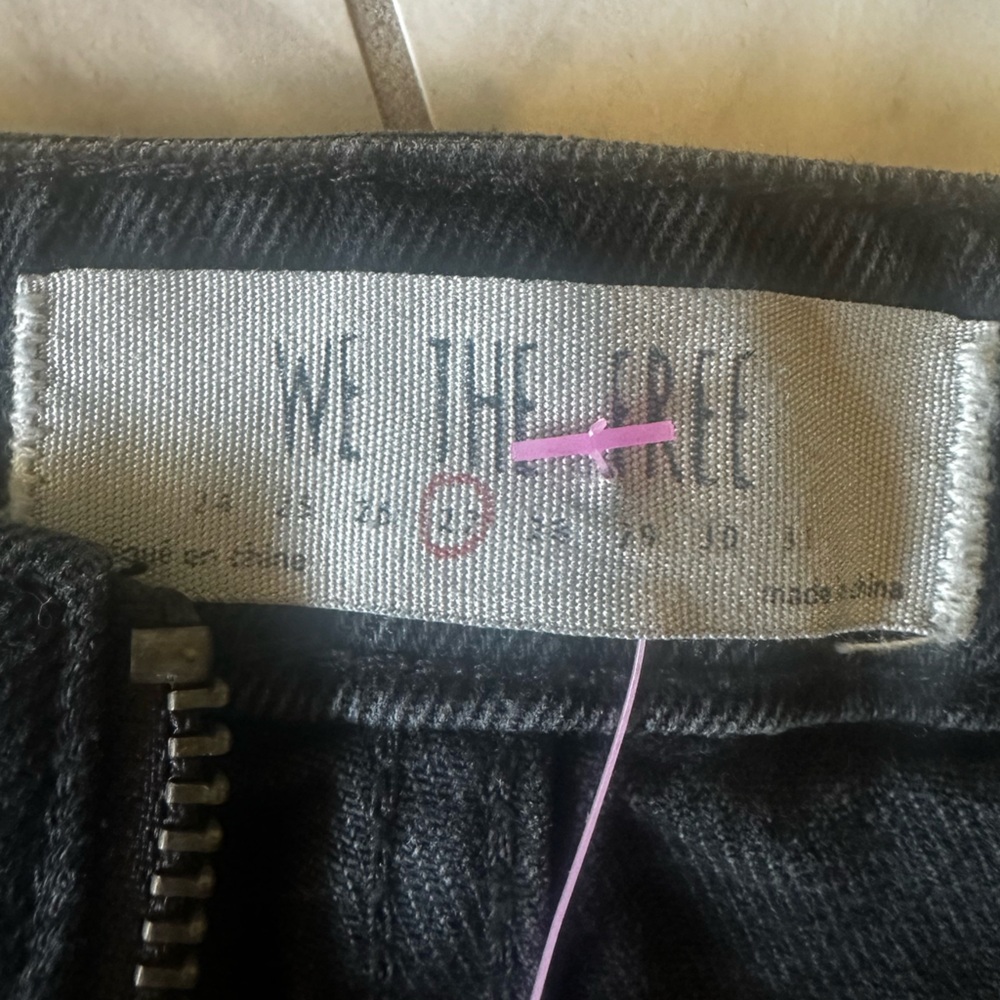 We the Free. Black denim skirt. Women’s size 27. NWT - Picture 3 of 3